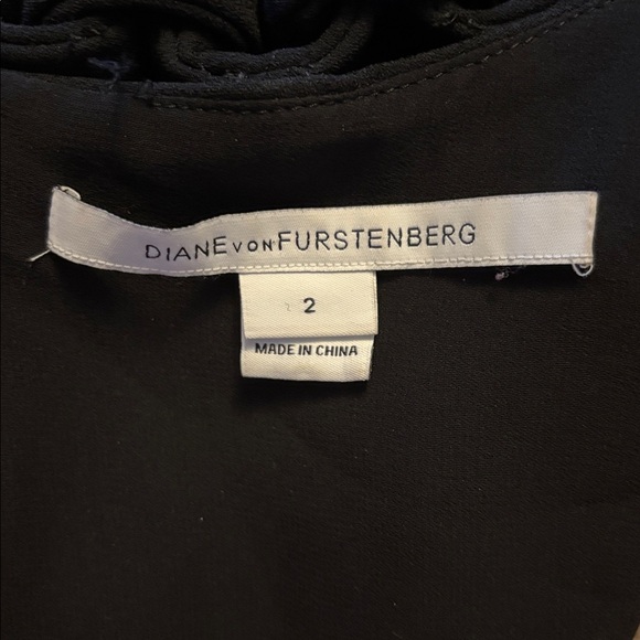 DIANE VON FURSTENBERG 'Giada' Chain Collar Dressing Black Size 2 - Picture 3 of 7